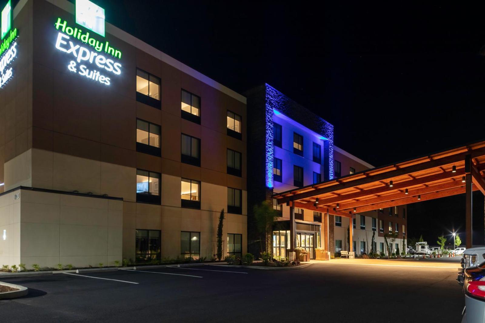 Holiday Inn Express and Suites The Dalles